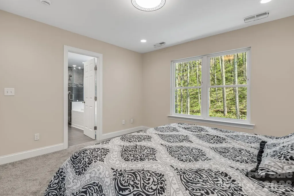 35 Chesten Mountain Drive Asheville NC 28803