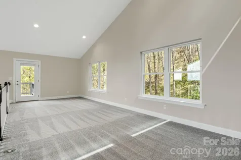 35 Chesten Mountain Drive Asheville NC 28803