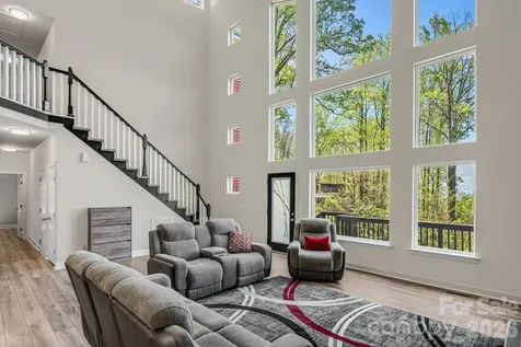 35 Chesten Mountain Drive Asheville NC 28803