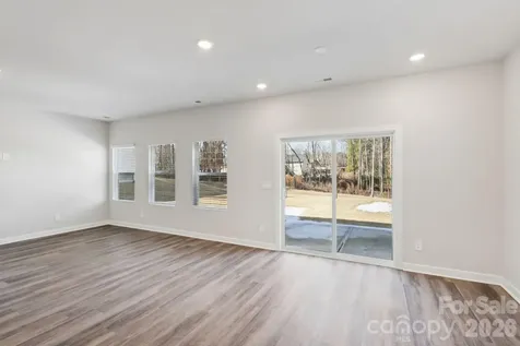 2451 Chartwell Street Stanley NC 28164