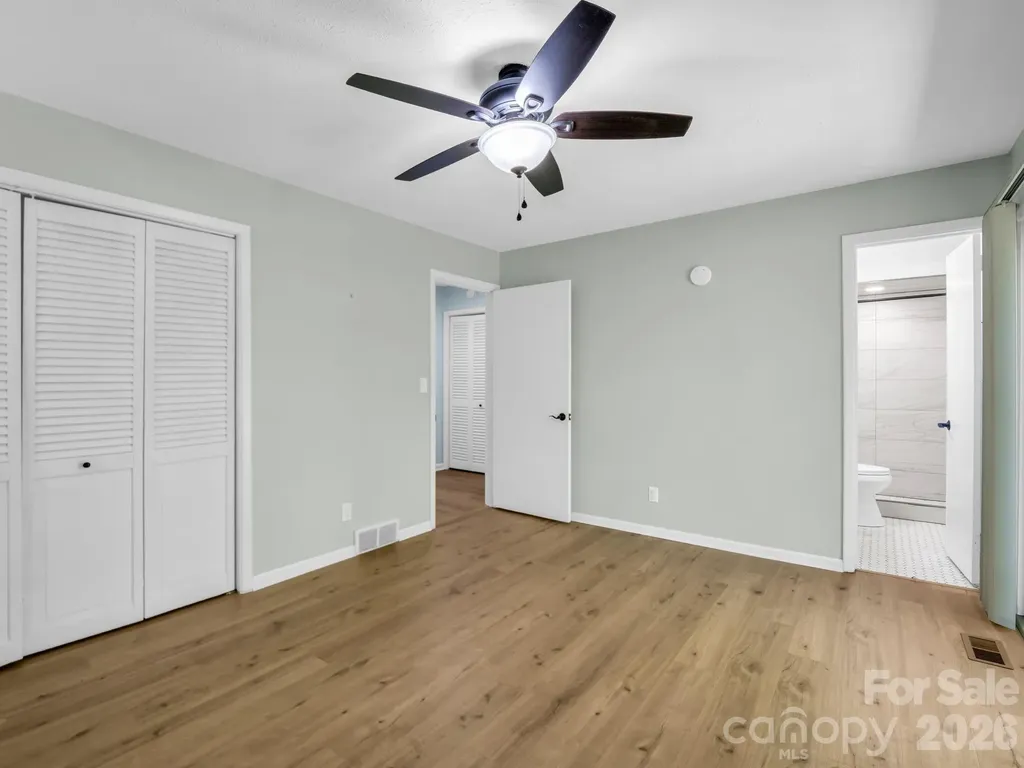 31 Firefly Lane Saluda NC 28773