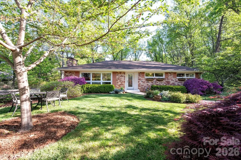 Asheville NC, 24 Woodcrest Road