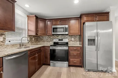 6018 Misty Way Lane Charlotte NC 28212