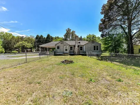 154 Lancaster Street Chester SC 29706