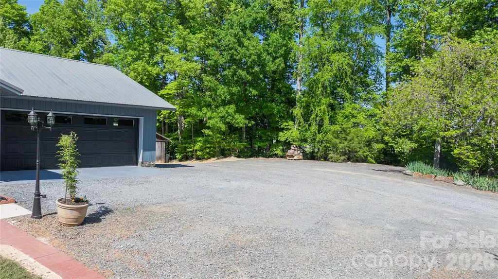7362 Volunteer Rescue Road Denton NC 27239