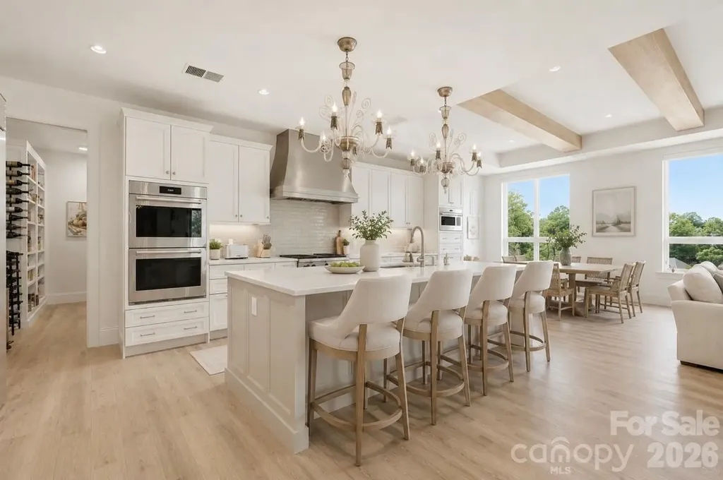130 Cherokee Road Charlotte NC 28207