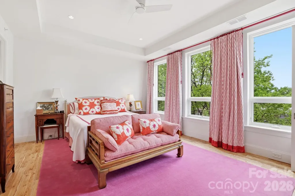 130 Cherokee Road Charlotte NC 28207