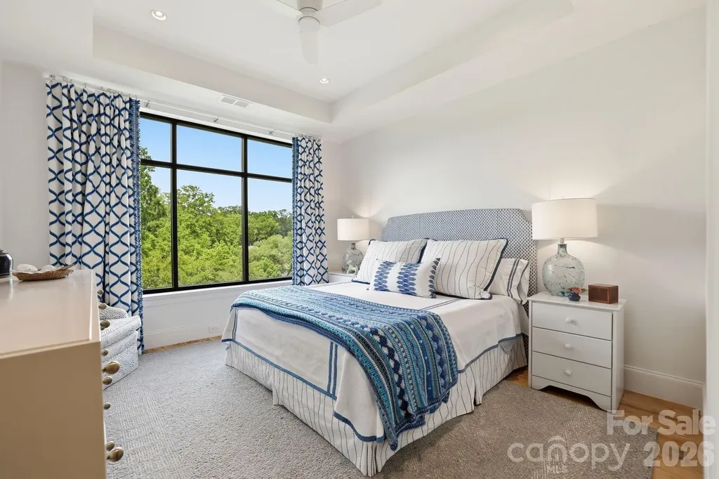 130 Cherokee Road Charlotte NC 28207