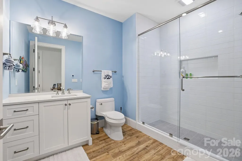 130 Cherokee Road Charlotte NC 28207
