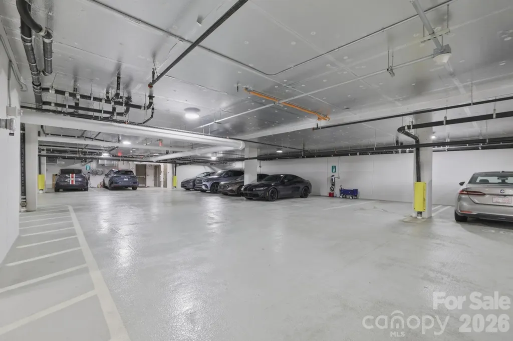 130 Cherokee Road Charlotte NC 28207