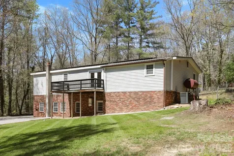 5 Country Road Hendersonville NC 28791