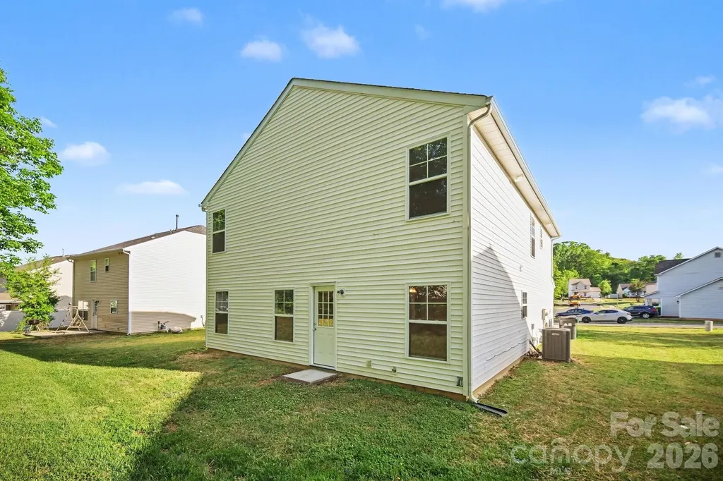 2021 Sonoma Valley Drive Charlotte NC 28214
