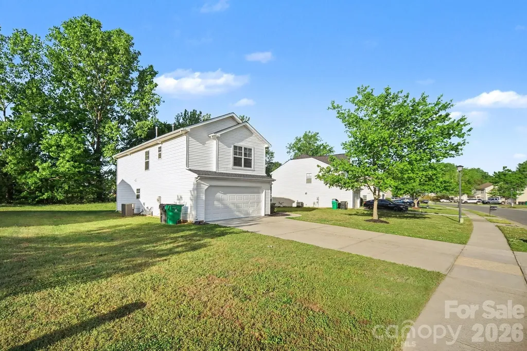 2021 Sonoma Valley Drive Charlotte NC 28214