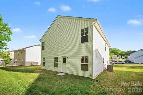 2021 Sonoma Valley Drive Charlotte NC 28214