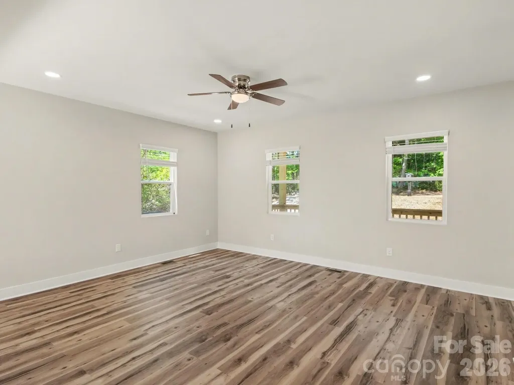 2728 Crawford Avenue Gastonia NC 28052