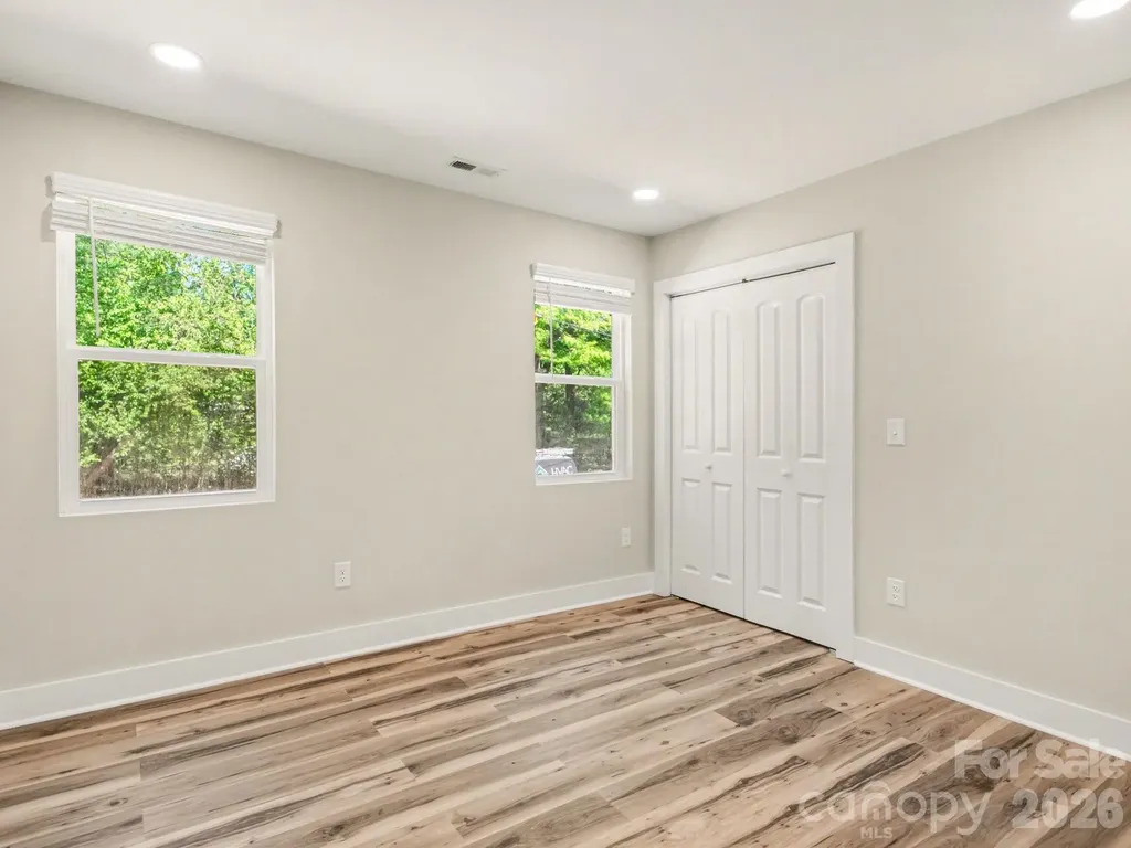 2728 Crawford Avenue Gastonia NC 28052