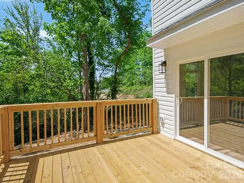 2728 Crawford Avenue Gastonia NC 28052