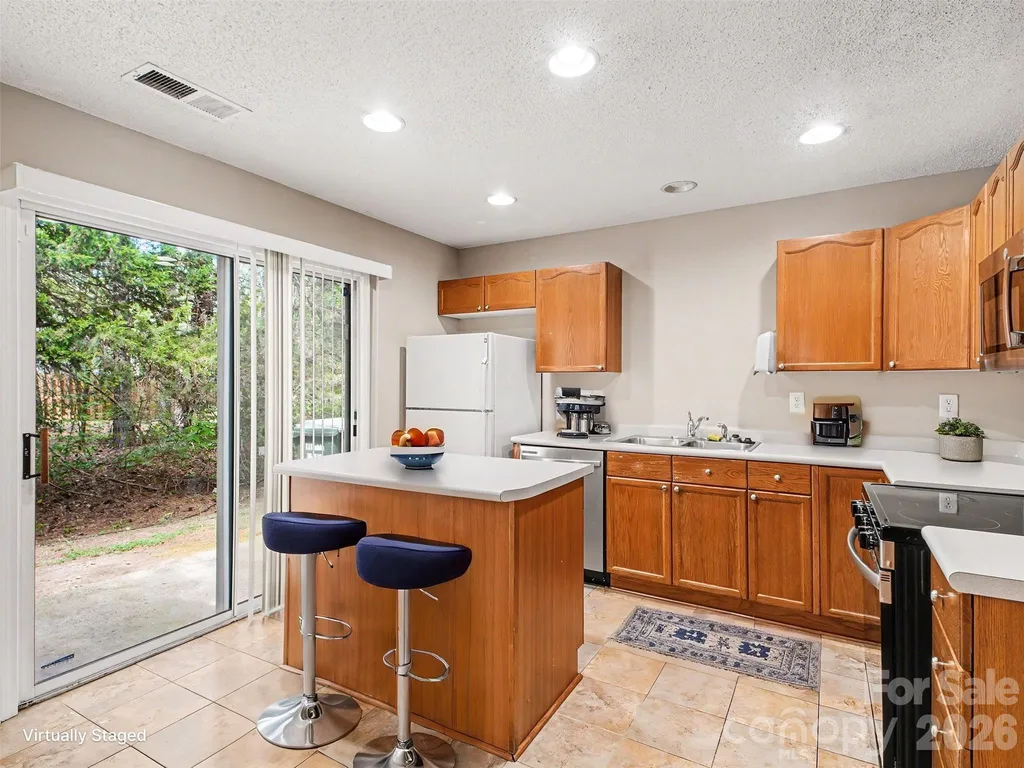 2132 Preakness Court Charlotte NC 28273