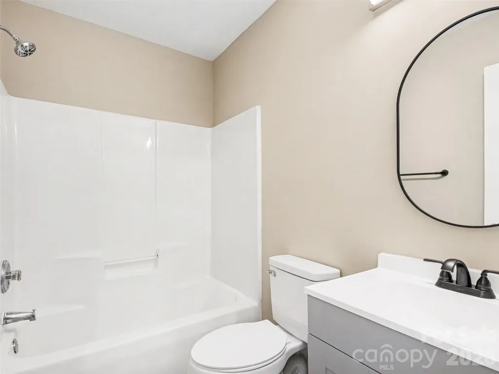 2132 Preakness Court Charlotte NC 28273