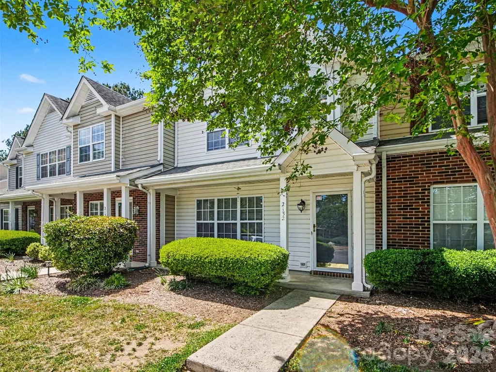 2132 Preakness Court Charlotte NC 28273