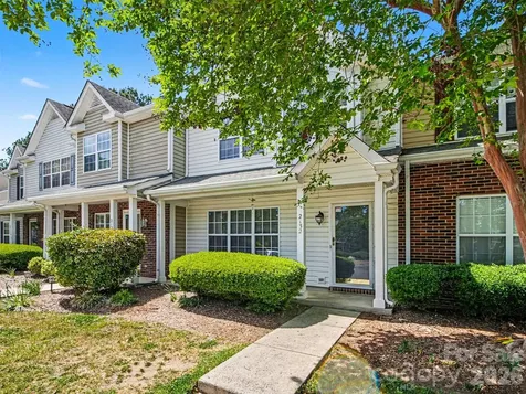 2132 Preakness Court Charlotte NC 28273