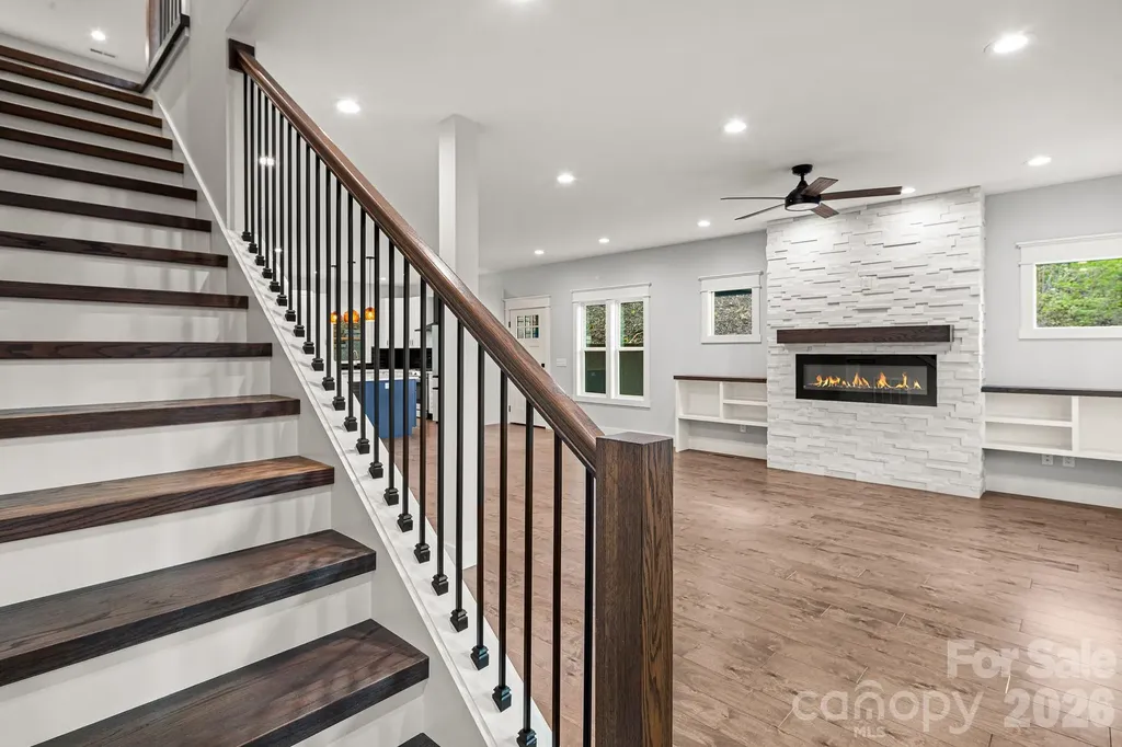 18 Winterhawk Drive Arden NC 28704