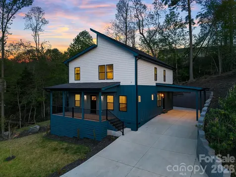 18 Winterhawk Drive Arden NC 28704