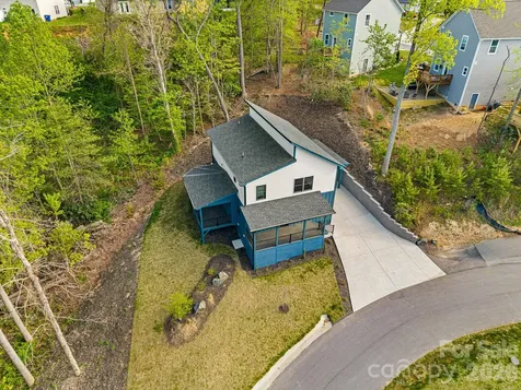 18 Winterhawk Drive Arden NC 28704