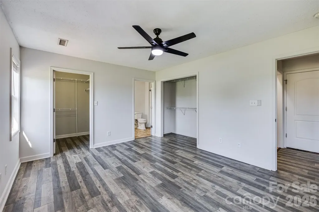 1575 Windy Holly Lane Newton NC 28658