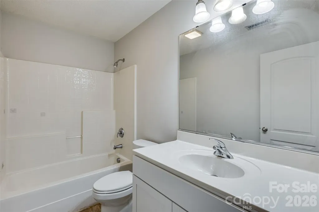1575 Windy Holly Lane Newton NC 28658