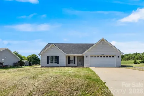 1575 Windy Holly Lane Newton NC 28658