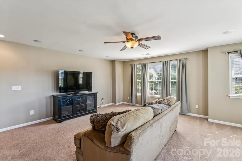 8211 Viewpoint Lane Cornelius NC 28031