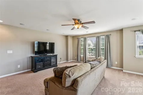 8211 Viewpoint Lane Cornelius NC 28031