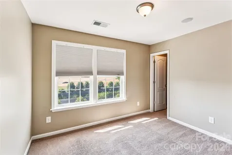 8211 Viewpoint Lane Cornelius NC 28031