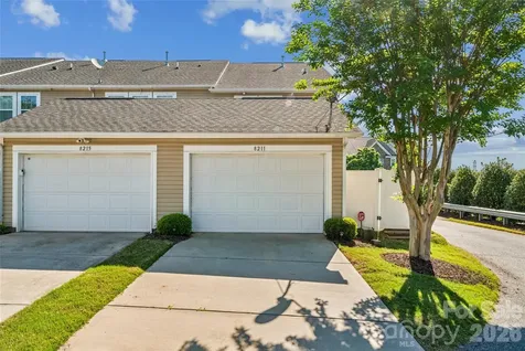8211 Viewpoint Lane Cornelius NC 28031
