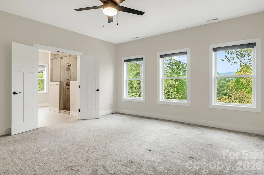 17 Baxter Woods Lane Candler NC 28715
