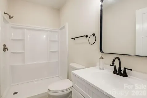 17 Baxter Woods Lane Candler NC 28715