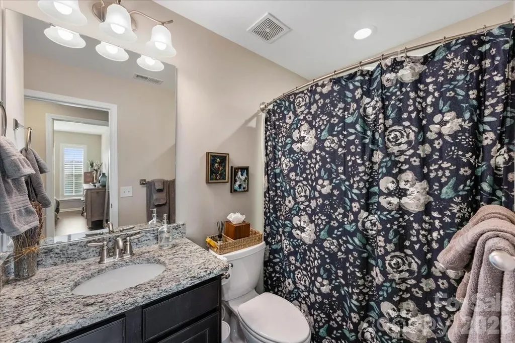 2434 Royal York Avenue Charlotte NC 28210