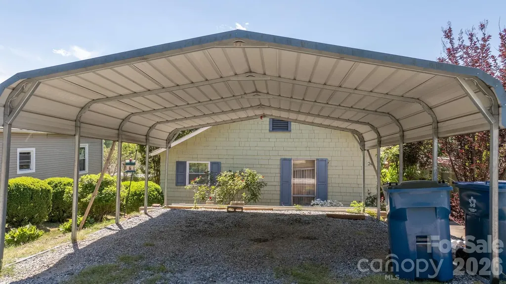 24 Midway Street Granite Falls NC 28630
