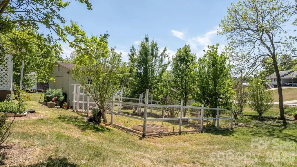 24 Midway Street Granite Falls NC 28630