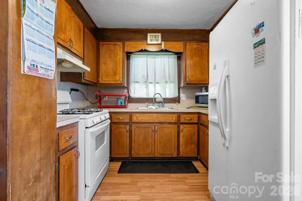 24 Midway Street Granite Falls NC 28630