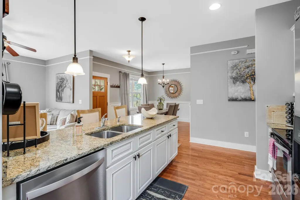 20 Byrdcliffe Lane Asheville NC 28805