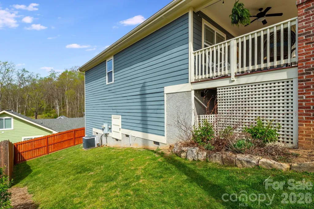20 Byrdcliffe Lane Asheville NC 28805