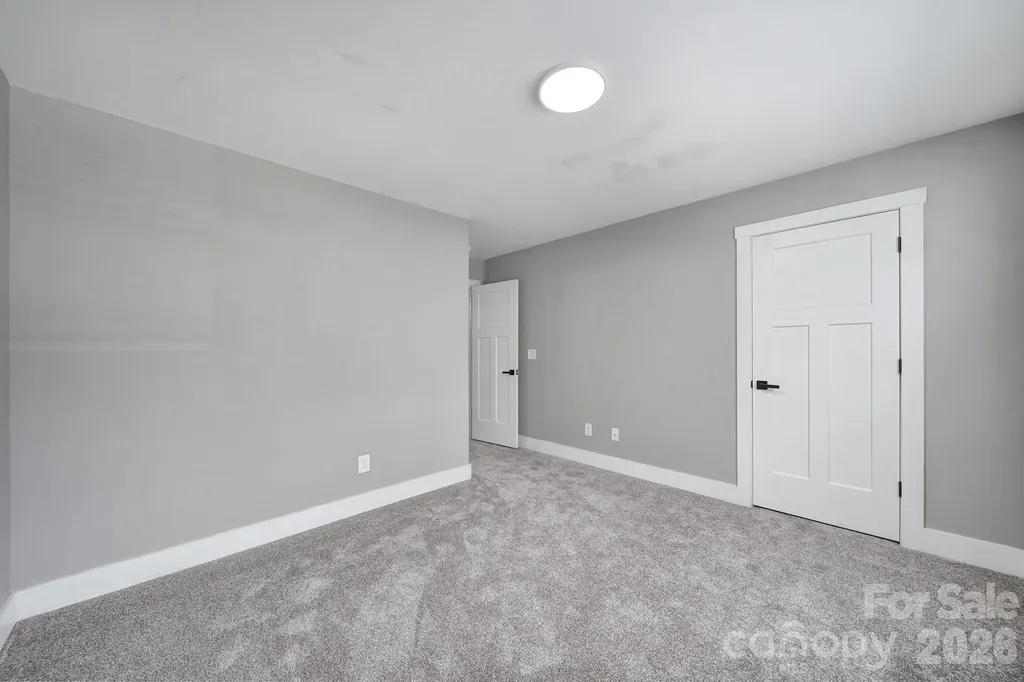 108-110 Carpenter Street Lincolnton NC 28092
