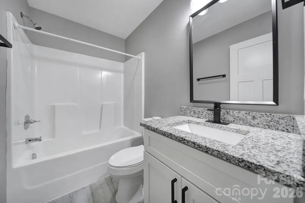 108-110 Carpenter Street Lincolnton NC 28092