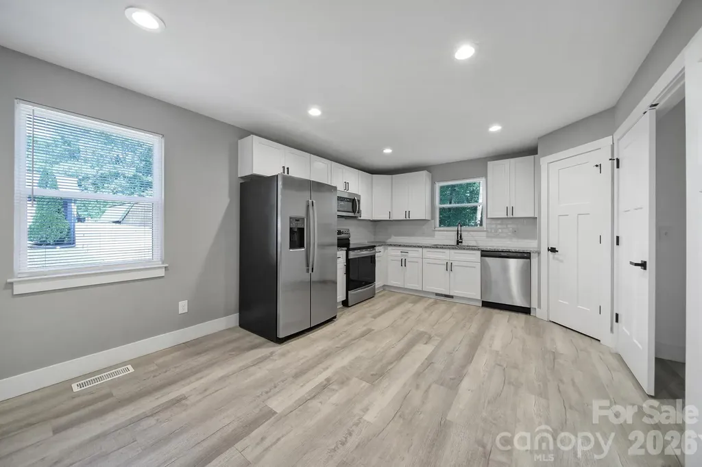 108-110 Carpenter Street Lincolnton NC 28092