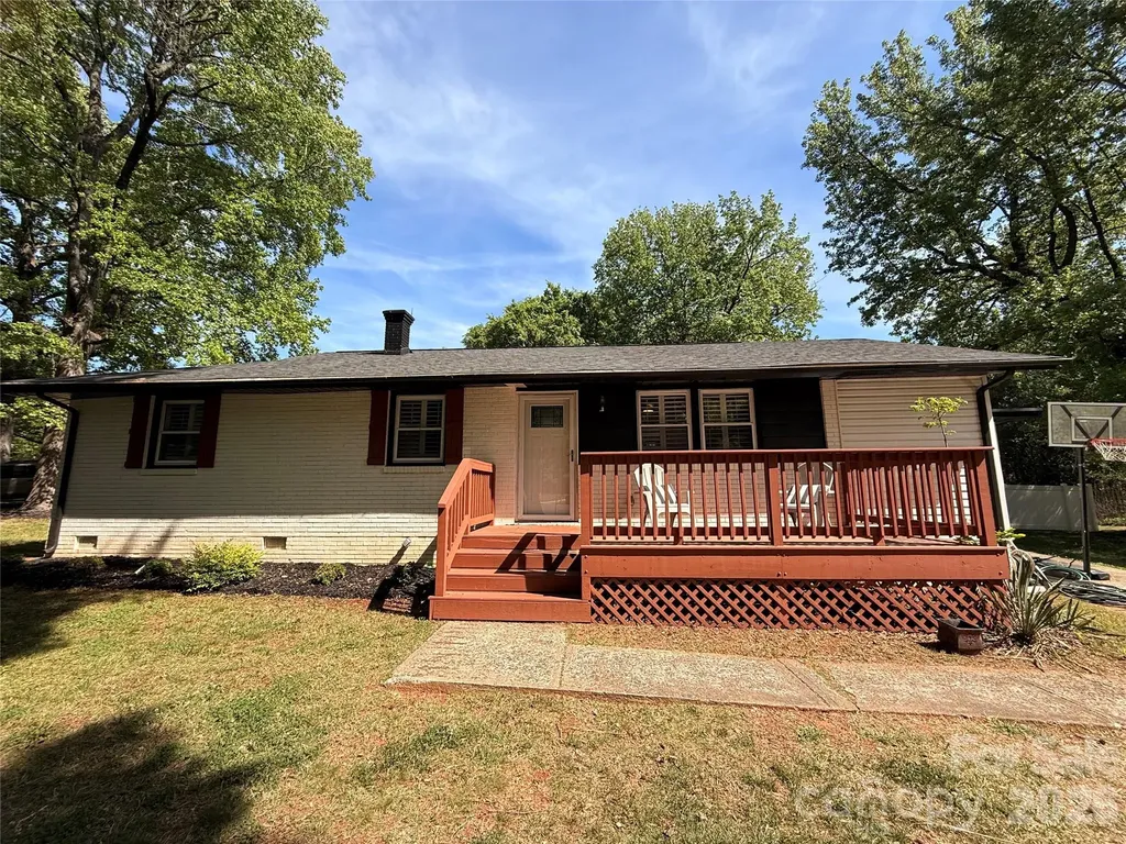 401 Rutland Drive Charlotte NC 28217