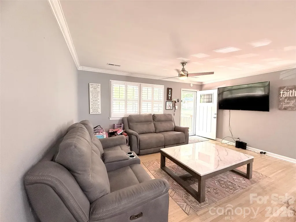 401 Rutland Drive Charlotte NC 28217
