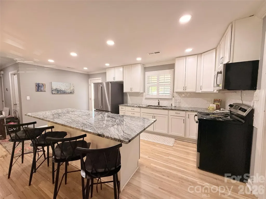 401 Rutland Drive Charlotte NC 28217