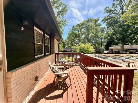 401 Rutland Drive Charlotte NC 28217